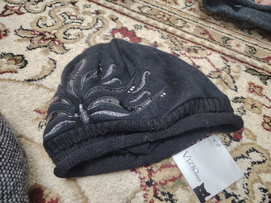 Продам шапку производство Италия