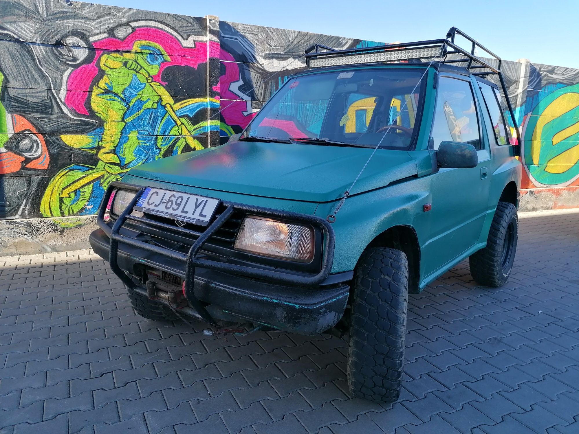 Vând Suzuki Vitara 1.6-8V, an fabricație 1993