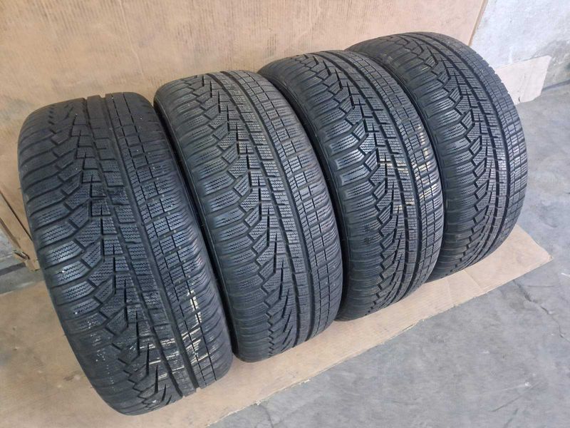 4  Hankook R19 235/50/ 
зимни гуми 
DOT3719