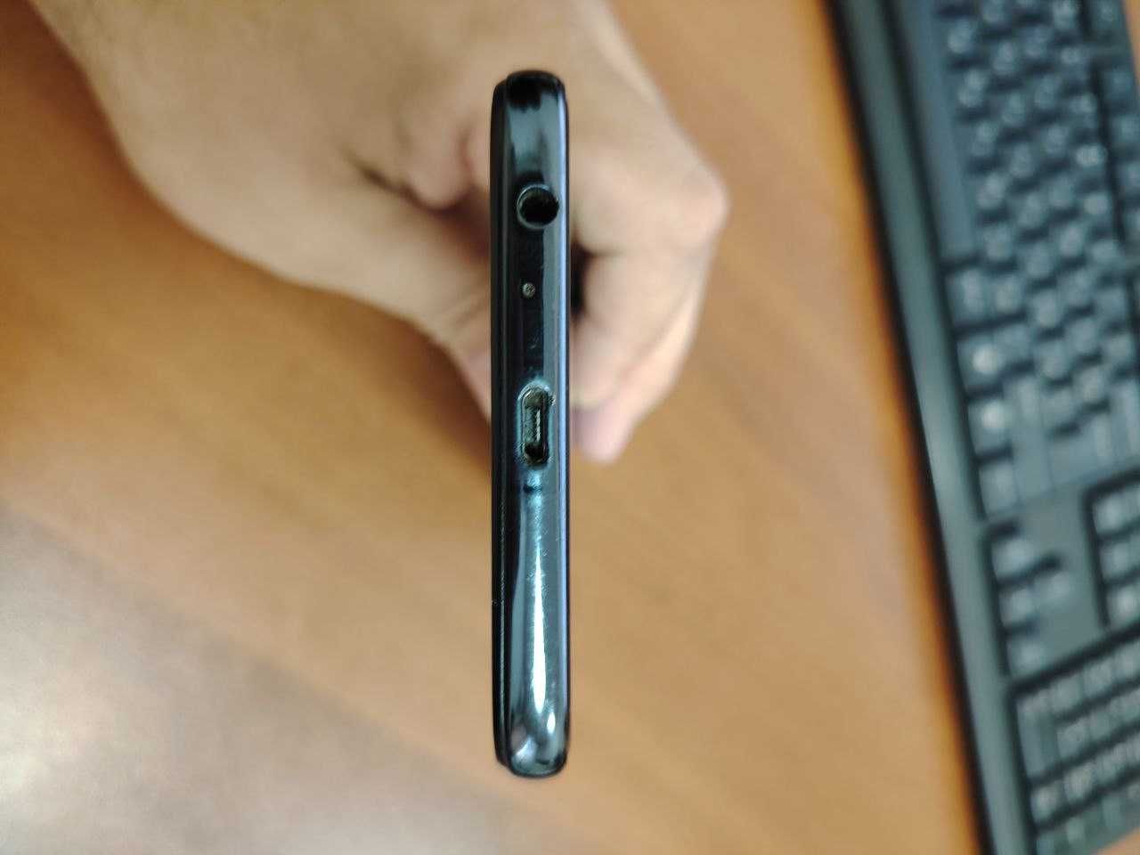 Samsung Galaxy J6 Plus (32 ГБ, чёрный)