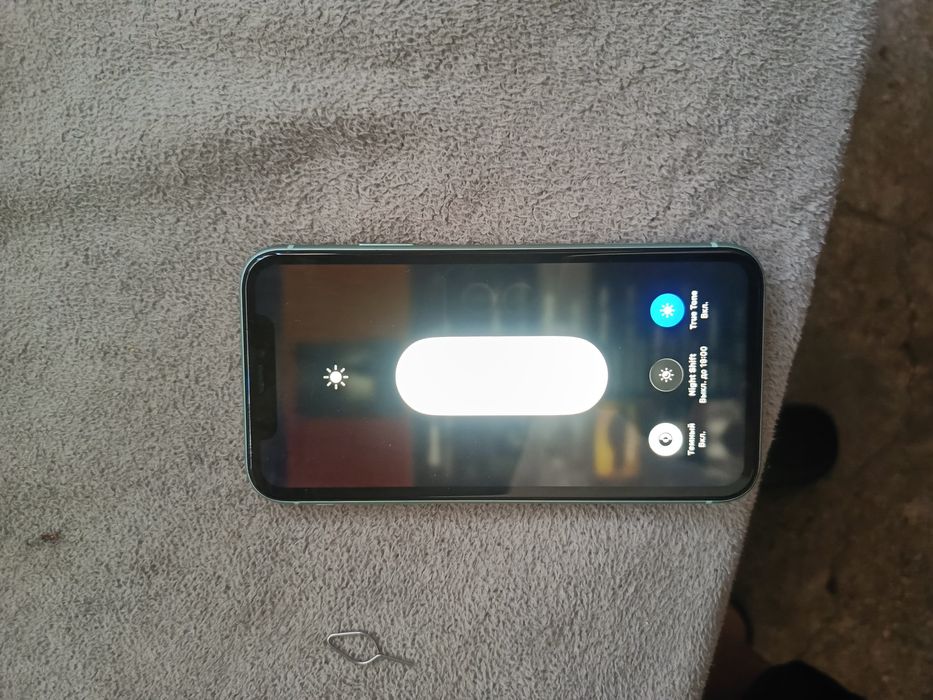 Iphone 11 Toza ishlagan