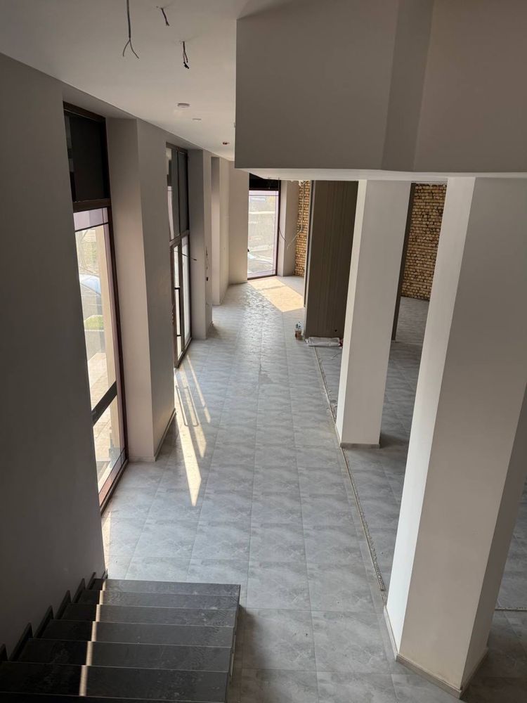Центр Ц2 Новостройка Real House Коммерческое помещение, 376м2. 1 Линия