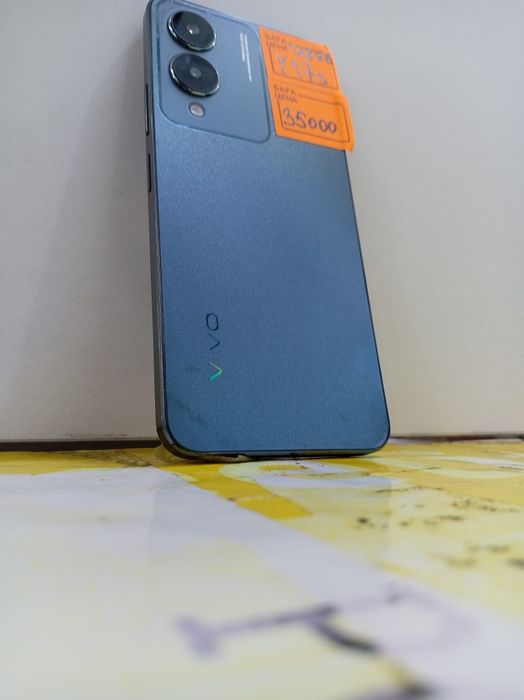 Продам срочно Vivo Y17