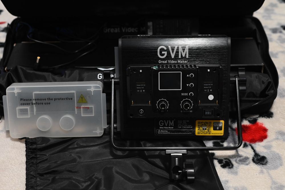 GVM 800D-RGB-II LED Kit 2 Lampi Video