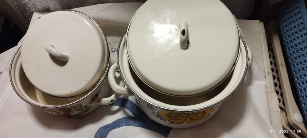 Кастрюля литр, пол-литра