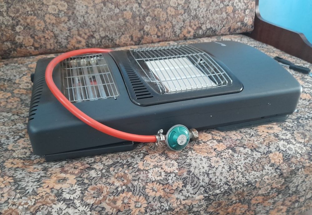 Sobă pliabilă Reecomer 4200 W (gaz + electric) + kit GPL inclus