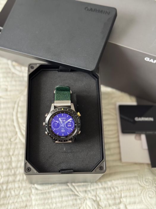 Часы Garmin в идеальном состояний