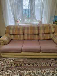Мягкая мебель: диван, софа, кресло.