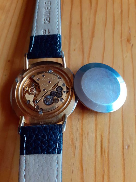 Позлатен POLJOT De Luxe 23jewels USSR- Като нов