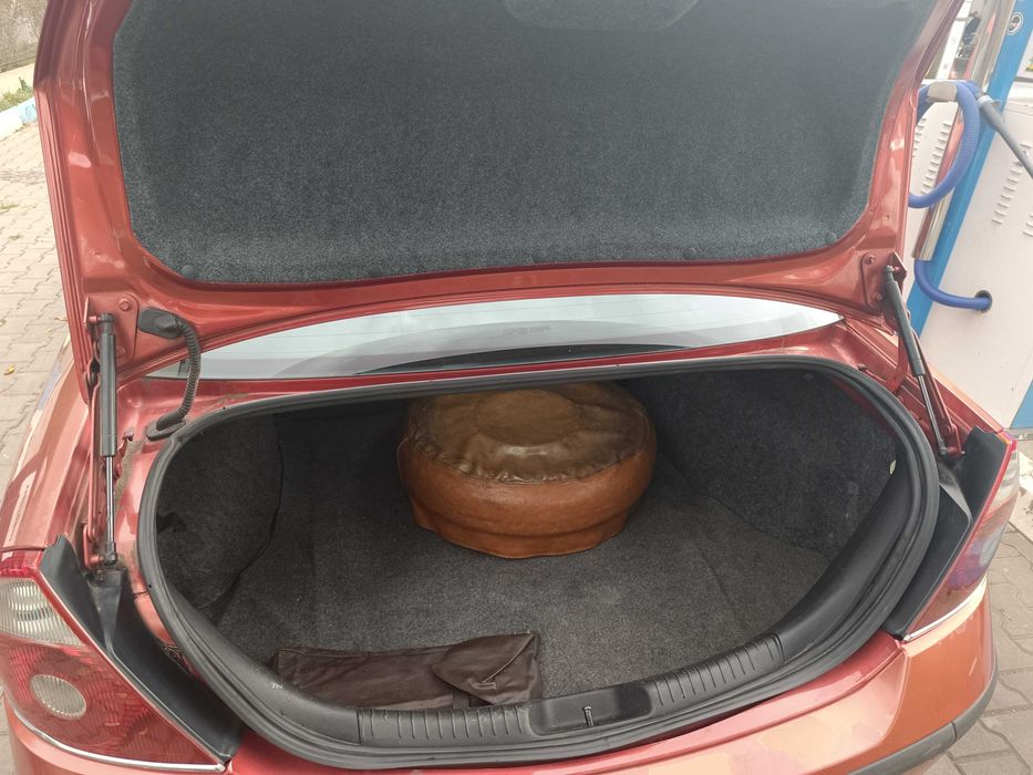 Форд Мондео мк3 Ford Mondeo газ/бензин 1.8к.  125к.с.