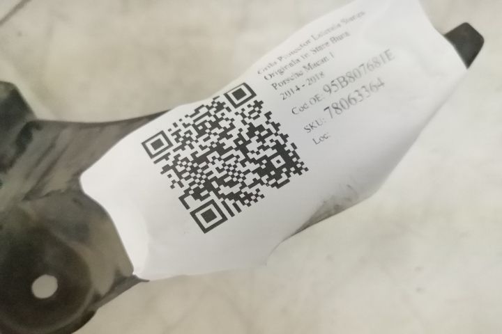 Порше Макан / Porsche Macan Оригинален странично ляв проекторен грил в