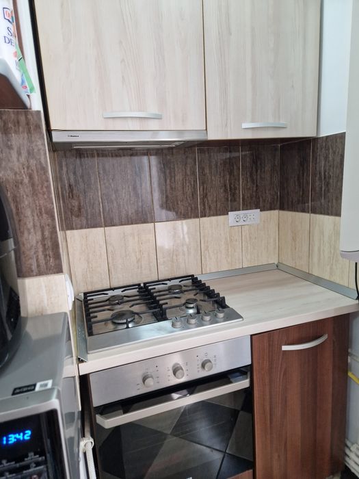 Vand apartament 3 camere, mobilat si utilat