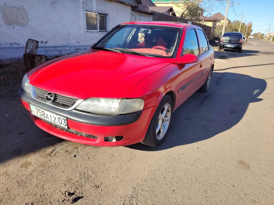 Opel vectra 1995 года
