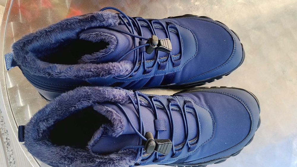 Нови мъжки, непромокаеми обувки,номер 43