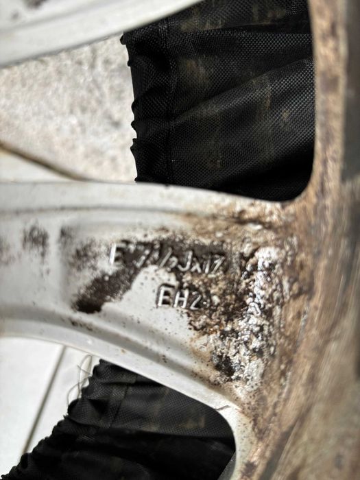 Резервна гума/патерица за BMW X 1