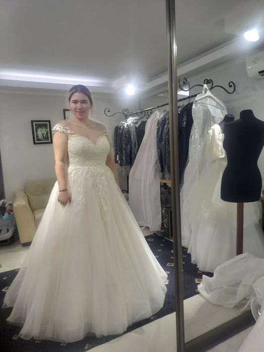 Vând rochie mireasa