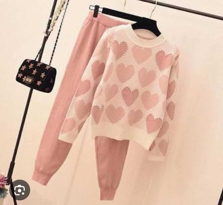 Комплект плетиво с сърца