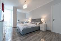 Inchiriez apartament 3 camere Arad Plaza