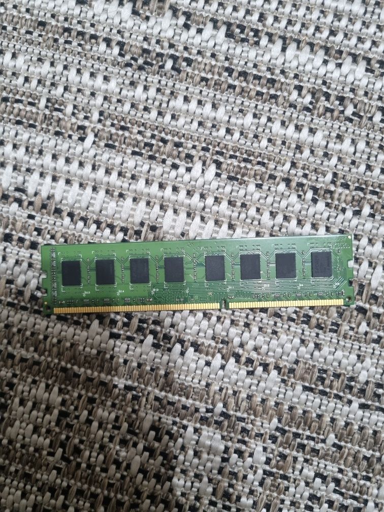 Оперативная память DDR3 1333 4GB