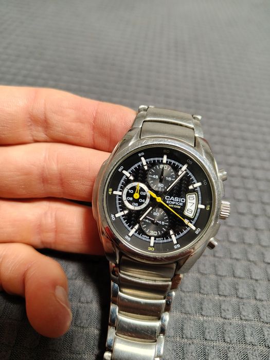 Casio класически часовник