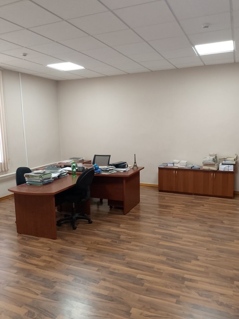Ул Алишера Навоий УрдаОфис110м² 1этаж 3каб 2линия Юр адреса свой вход