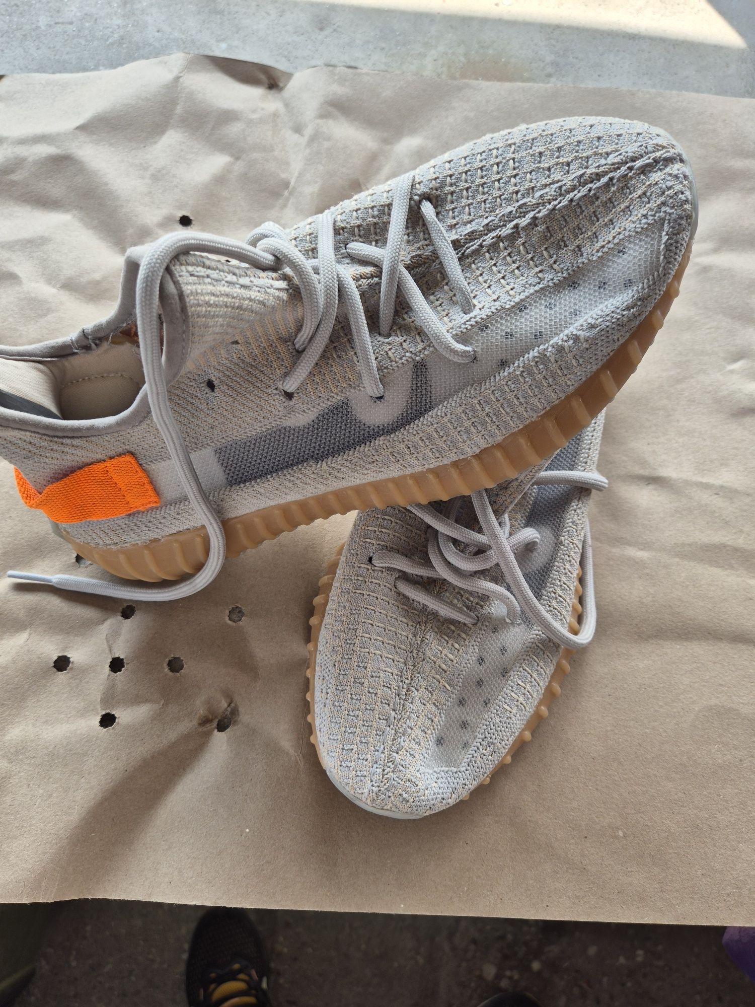 Pantofi sport YEEZY