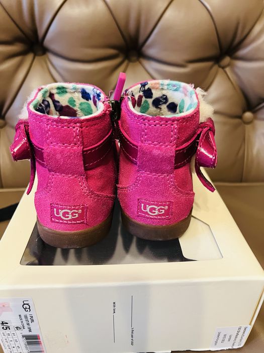 Ghetute UGG pentru fetite