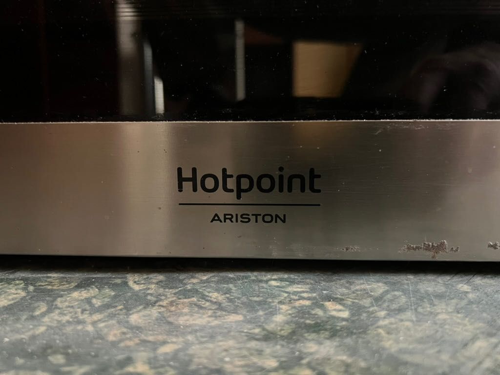 Фурна hotpoint ariston  FA4S841P IXHA