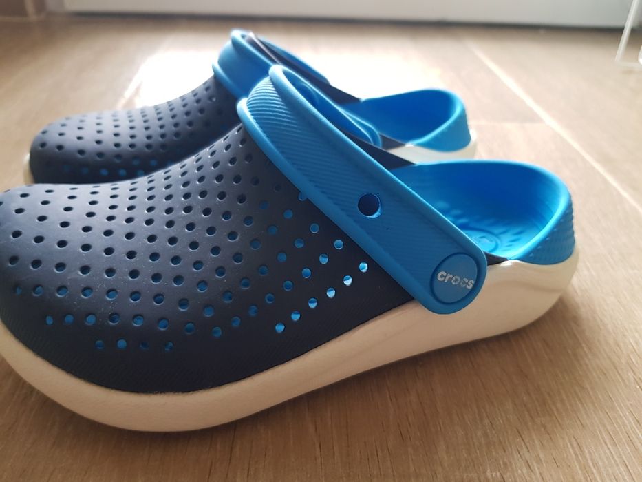 Crocs C13 сандали