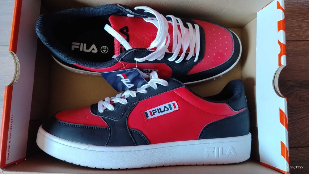 Adidași FILA mărime 44
