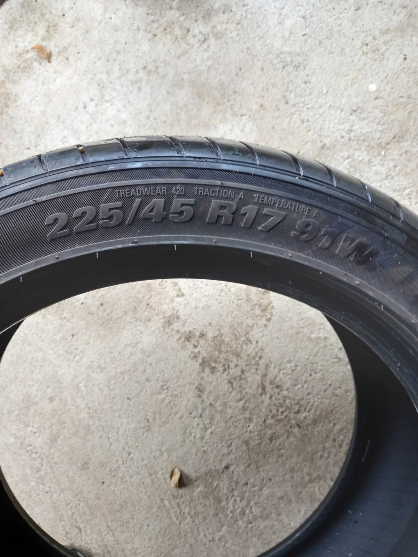 Anvelope vara : Kumho Ecsta 225/45/R17 w91