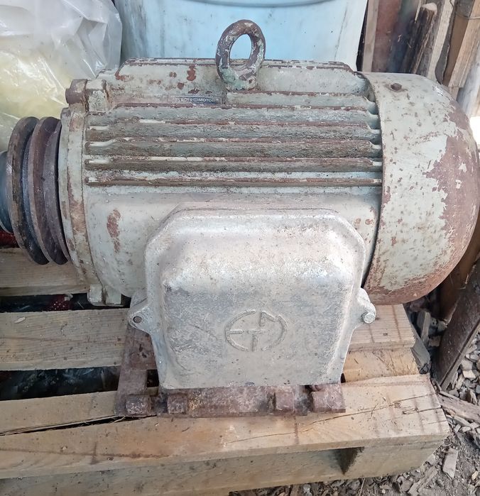Motor trifazat de 7,5kW