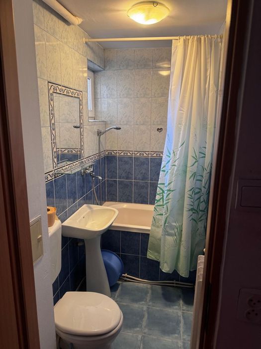 Inchiriez apartament 2 camere