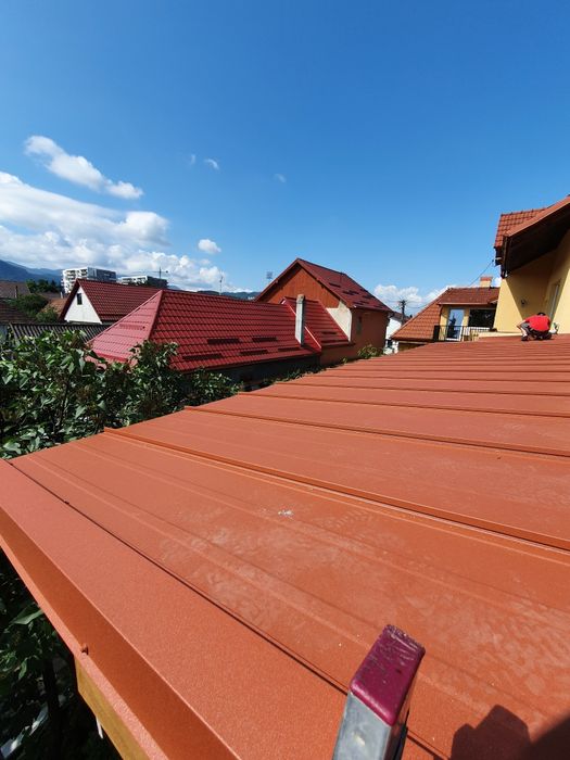 Țiglă metalică la ofertă, vopsire acoperis, mansardari, izolatii pod.