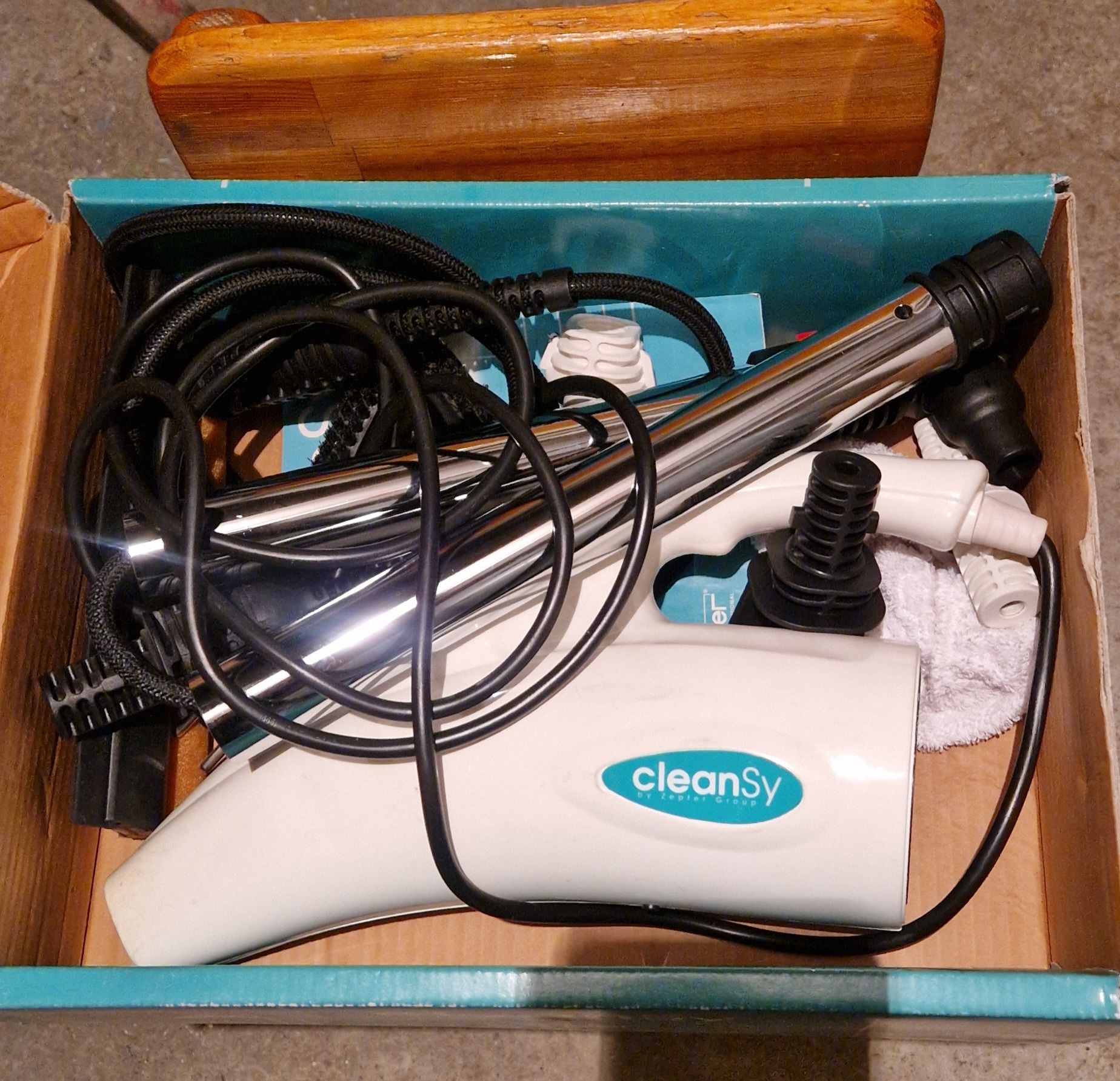 Пароочиститель Cleansy Zepter