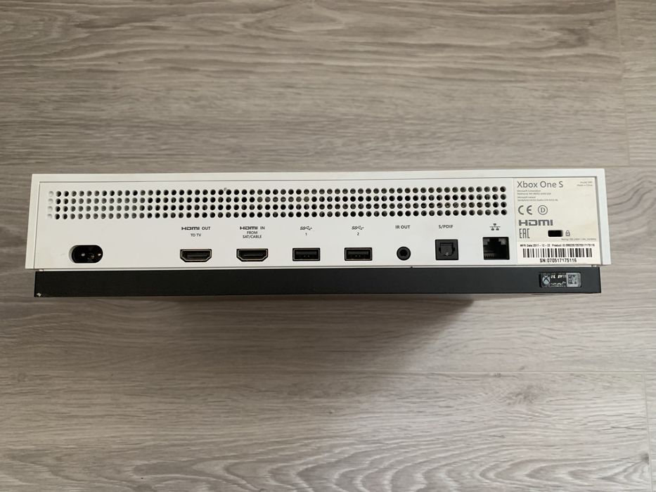 Xbox One S 1TB Impecabil + Jocuri
