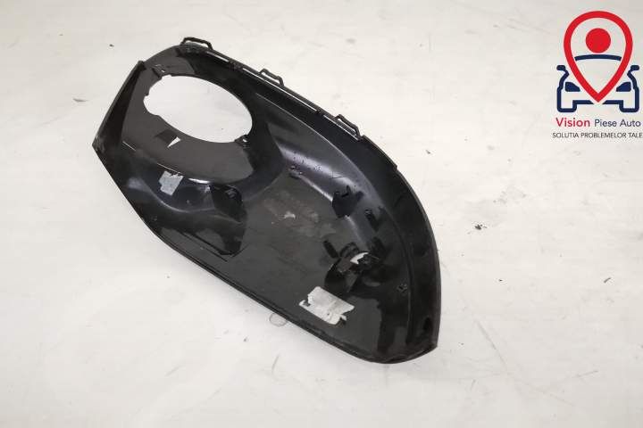 Ламборгини Урус / Lamborghini Urus Долен капак на огледало отдясно с к