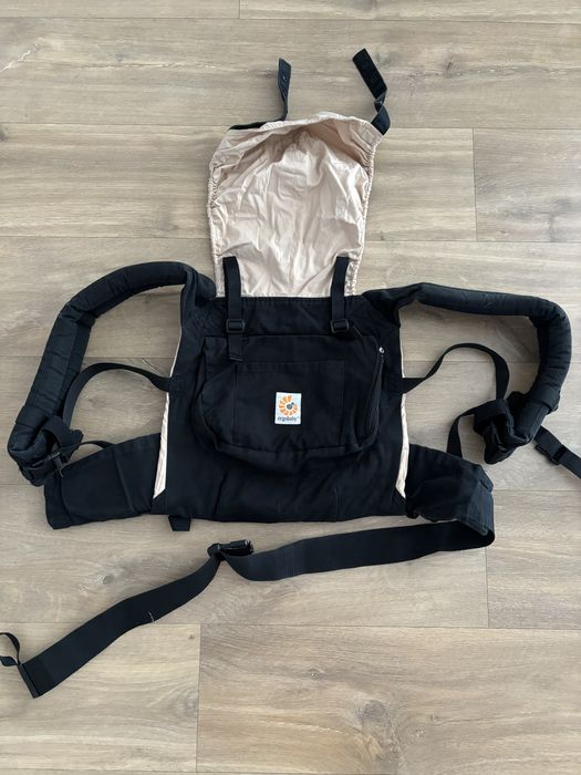 Marsupiu ergonomic Ergobaby crem