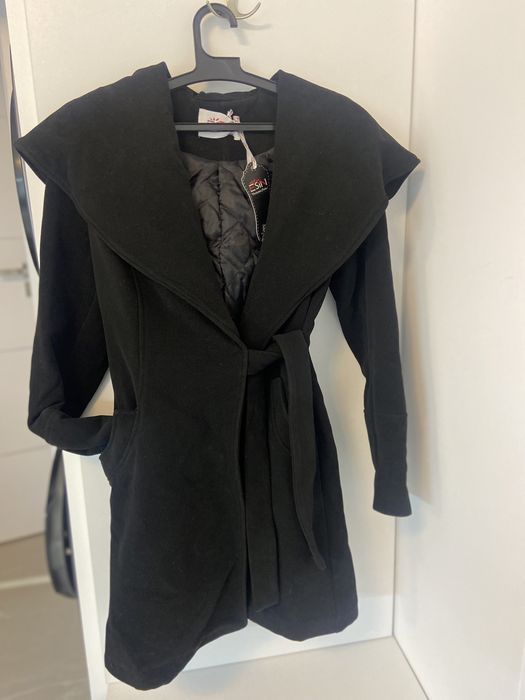 Palton casmir nou cu eticheta