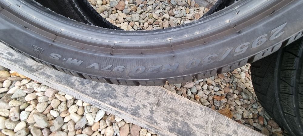 Anvelope Pirelli Sottozero Winter 240 serie2 295/30 R20 97V M+S