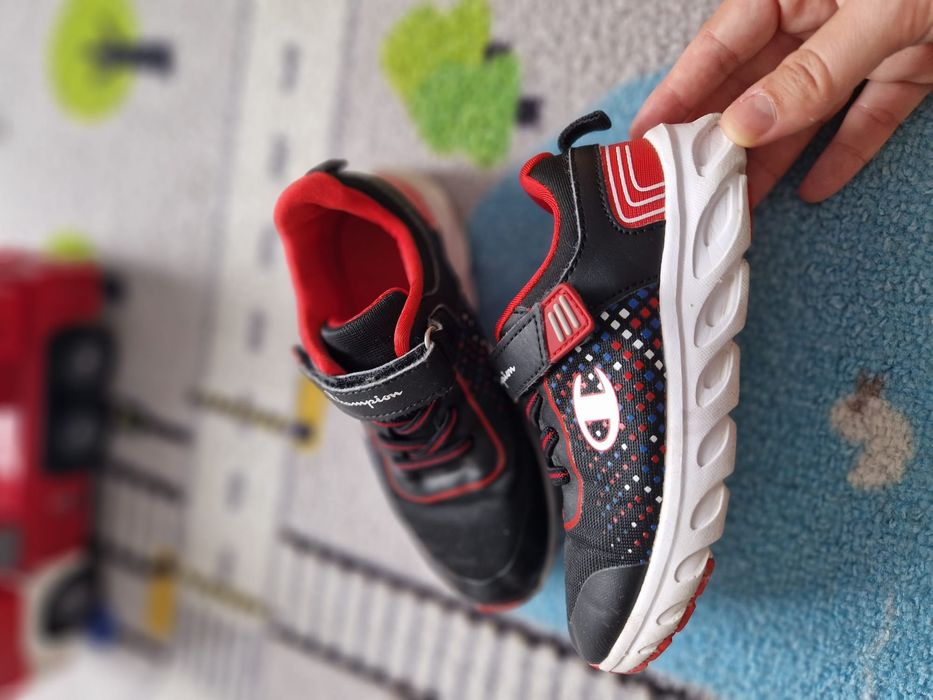 Pantofi sport Champion, marimea 27