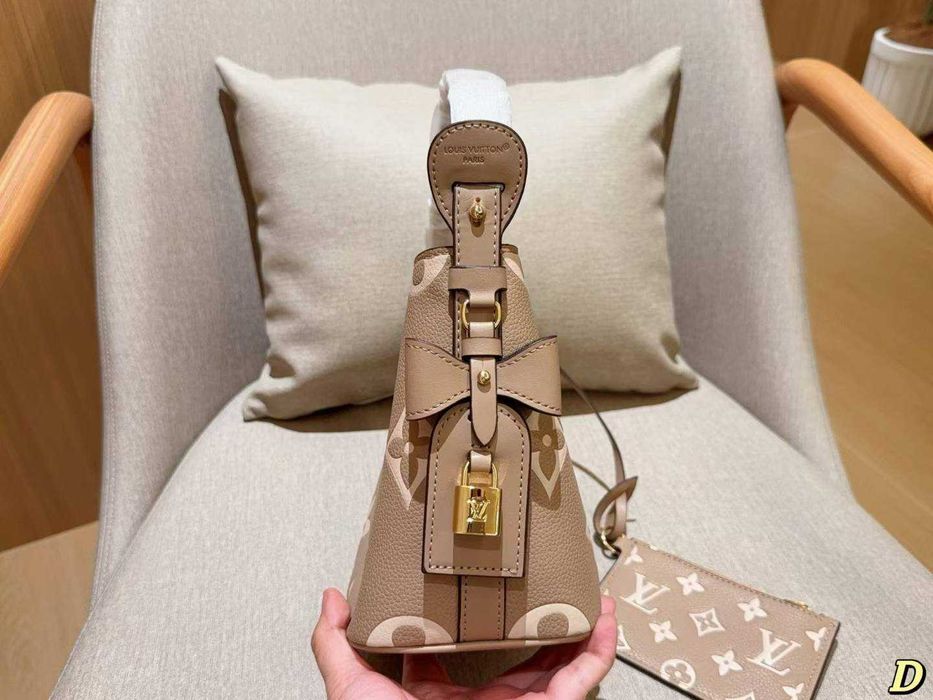Geanta de mana dama Louis Vuitton 260370