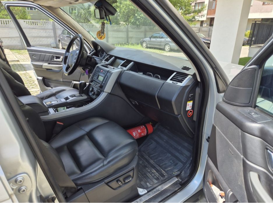 Range Rover Sport varianta HSE