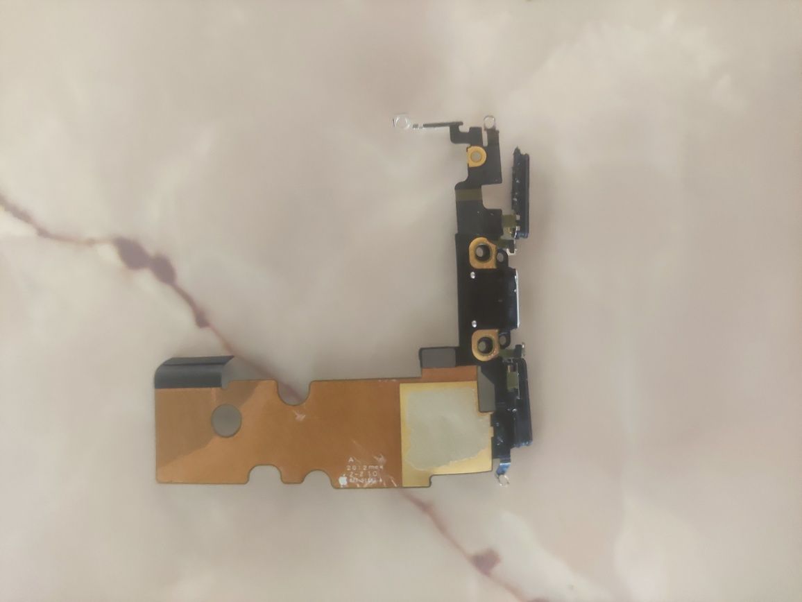 Bandă cu conector încărcare iphone se 2020
