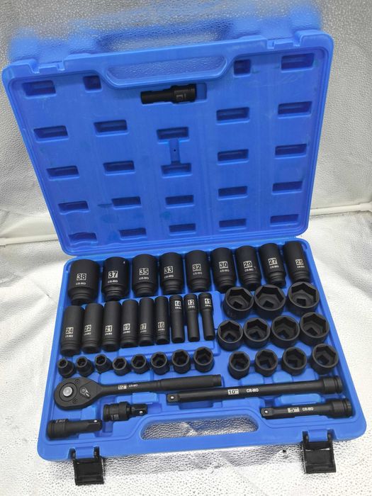 Set chei tubulare Hitman, ranforsate,43 piese, scurte si lungi–439 lei