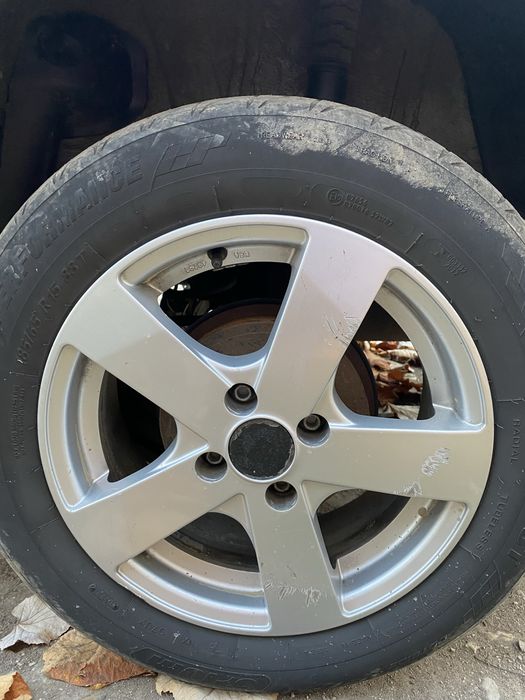 Jante Logan R15 Cauciucuri vara 185/65
