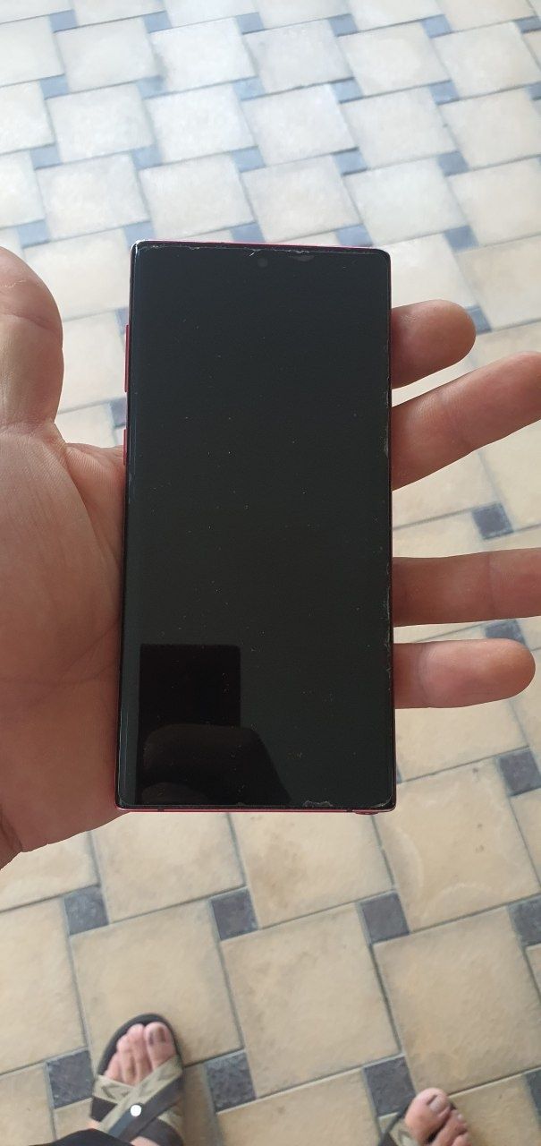 Samsung not 10 5G (256 gb OZU12)srochni sotiladi