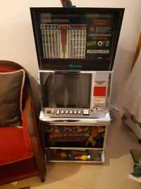 Стар Голям игрален автомат Ротативка.