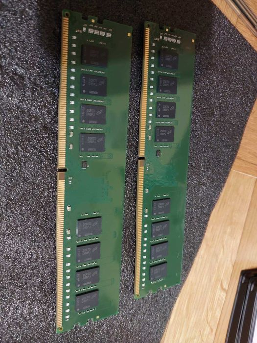 32GB DDR4 Kingston Fury  3200Mhz, 2666Mhz