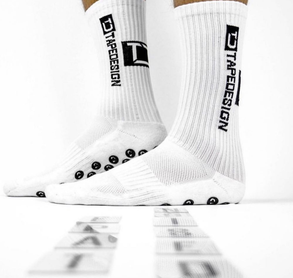 Tapedesign grip socks/ sosete cu grip antiderapante pt fotbal